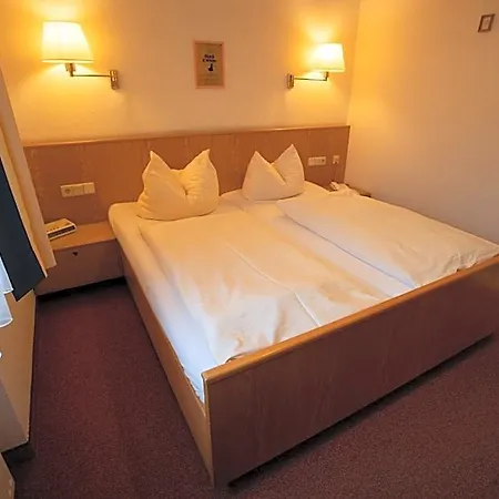Finkenhof 3*